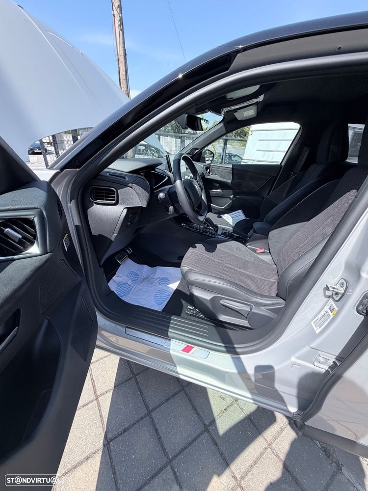 DS DS3 E-Tense Performance Line + - 9