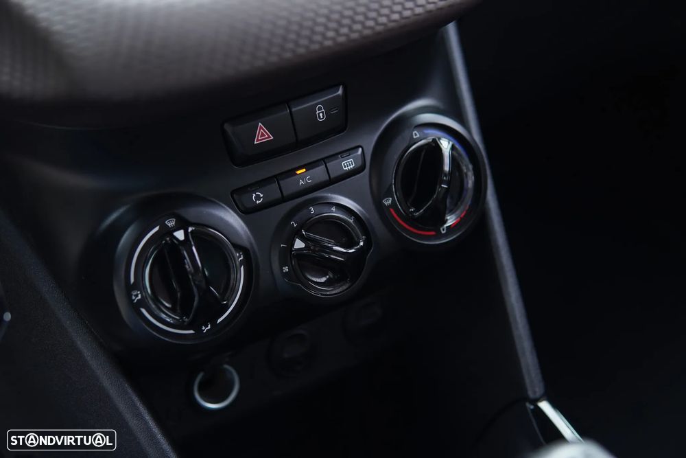 Peugeot 2008 1.2 PureTech Style - 43