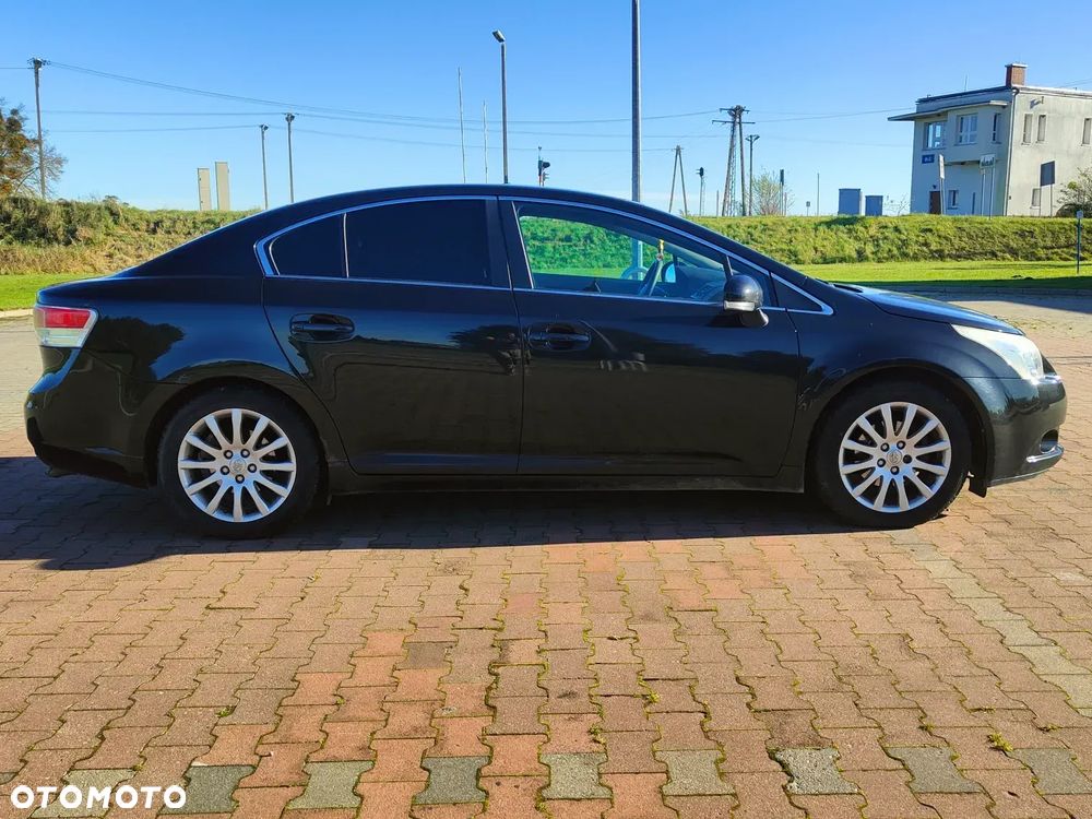 Toyota Avensis 2.0 D-4D Premium - 5
