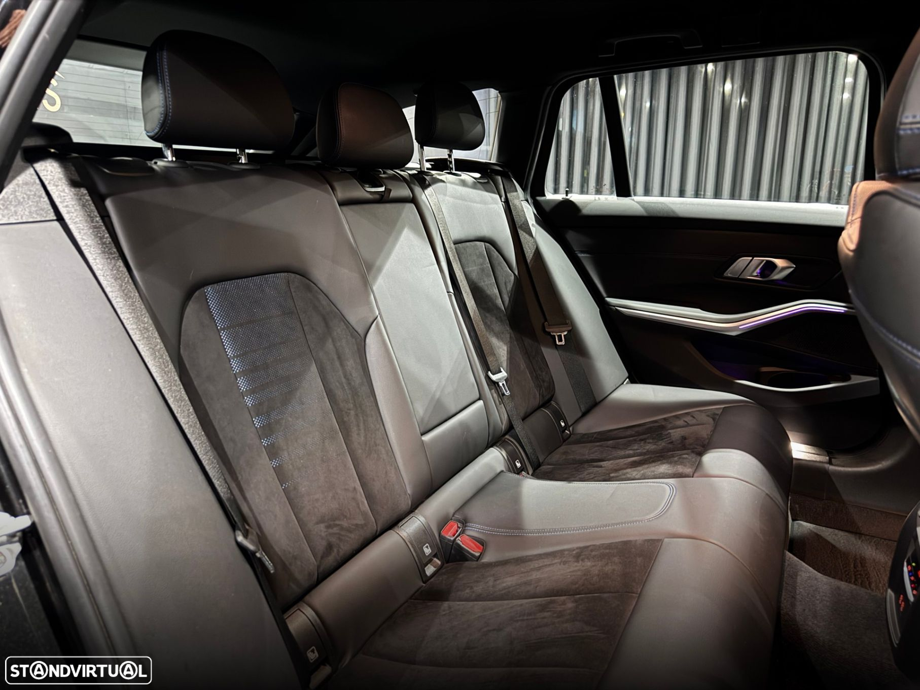 BMW 330 - 35