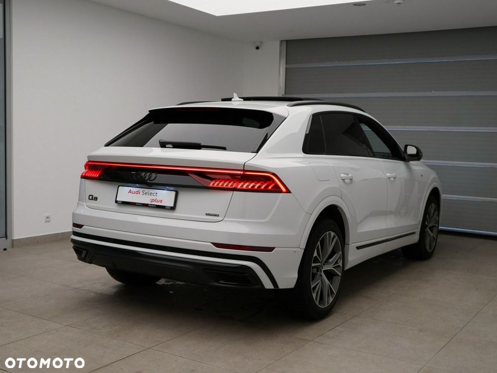 Audi Q8 - 5