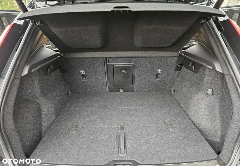 Volvo XC 40 B5 B AWD Inscription - 20
