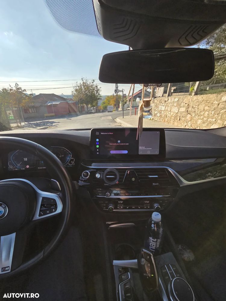 BMW Seria 5 530e Aut. M Sport Edition - 29