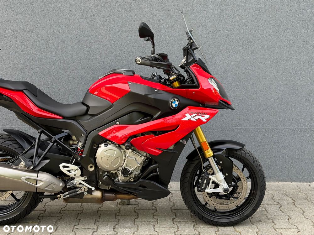 BMW XR - 10