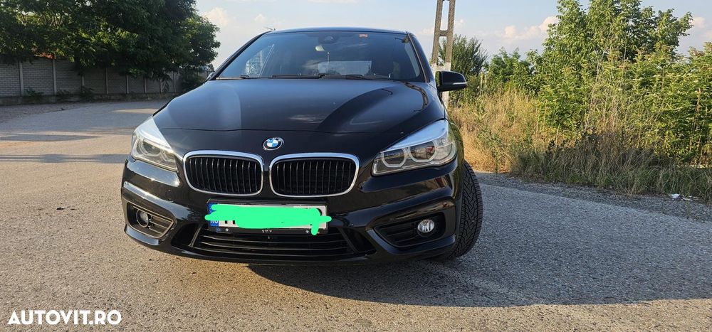 BMW Seria 2 218d Sport Line - 2