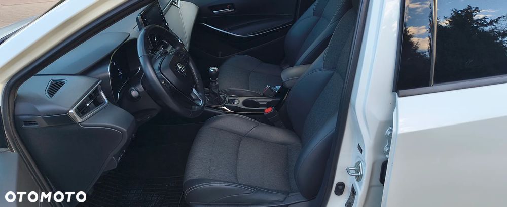 Toyota Corolla 1.2 T Selection - 8