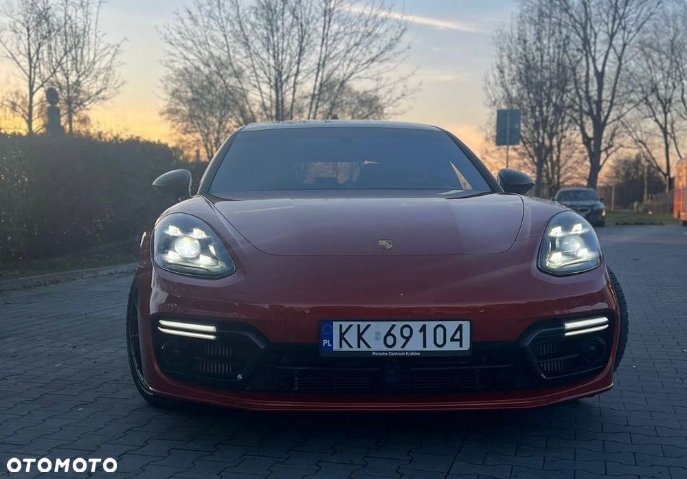 Porsche Panamera GTS - 17