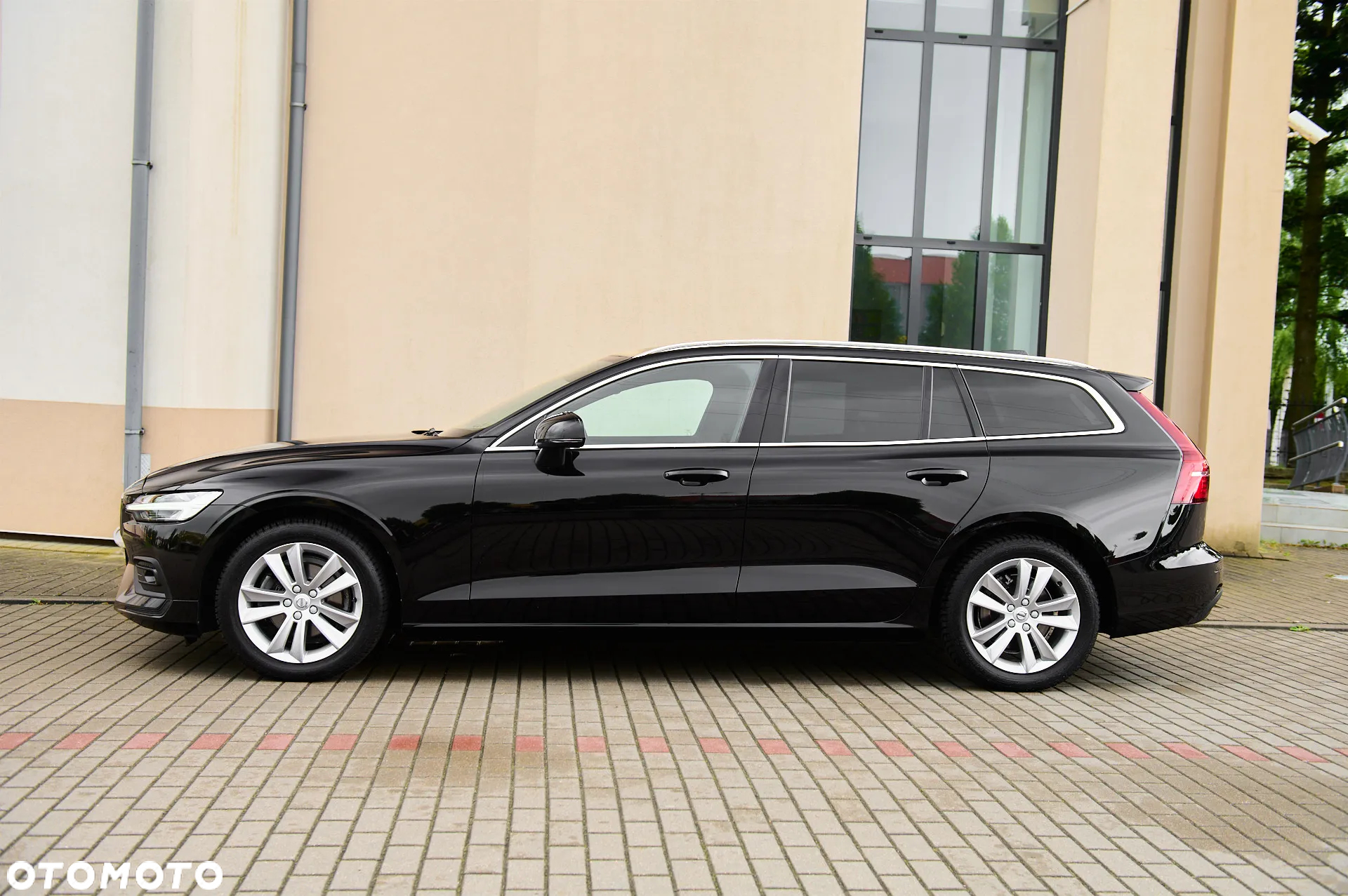 Volvo V60 D3 Momentum Pro - 13