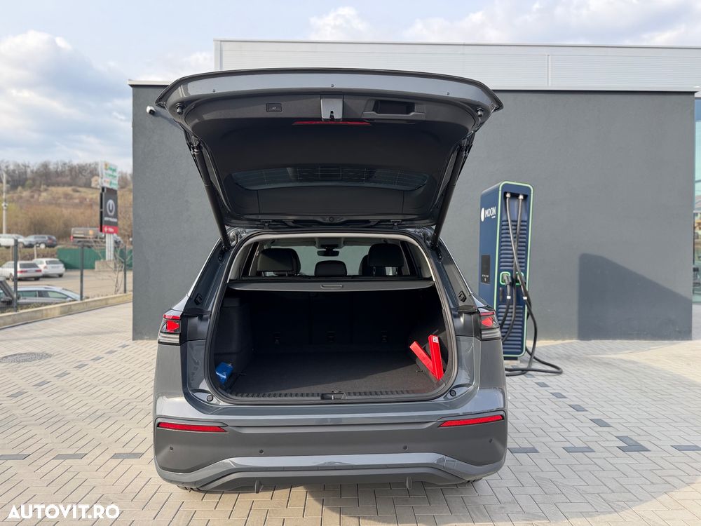 Volkswagen Tayron 1.5 TSI DSG PHEV Life - 18