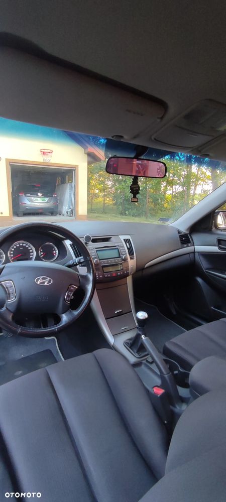 Hyundai Sonata 2.0 Style - 9