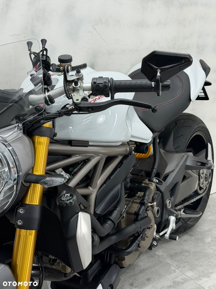 Ducati Monster - 8
