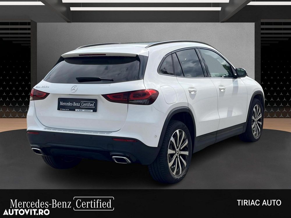 Mercedes-Benz GLA - 6
