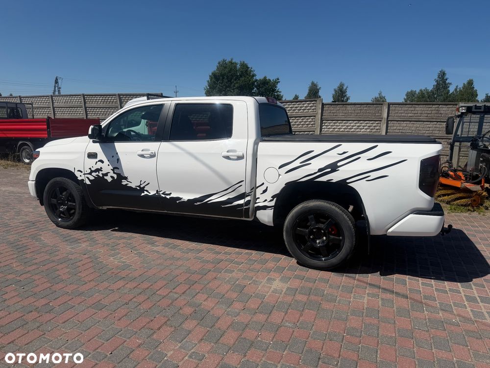 Toyota Tundra - 6