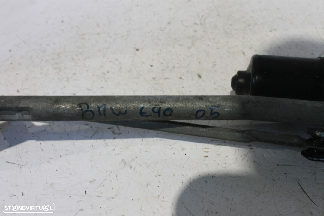 Limpa Para Brisas BMW E90 de 2005 - 5