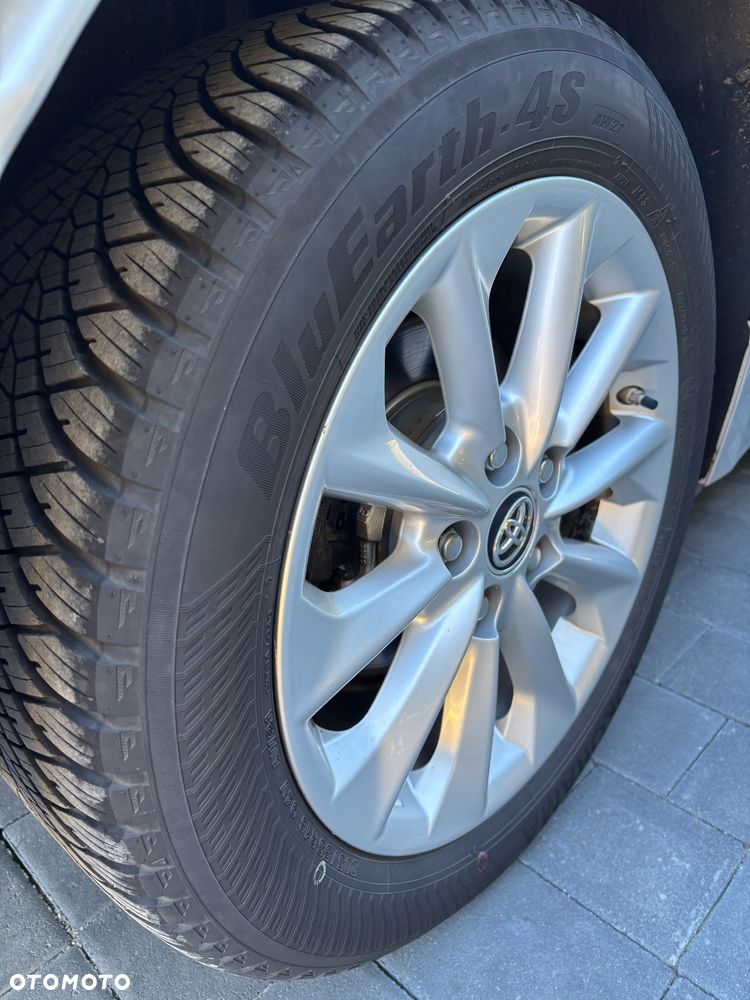 Toyota Corolla 1.6 Executive - 28