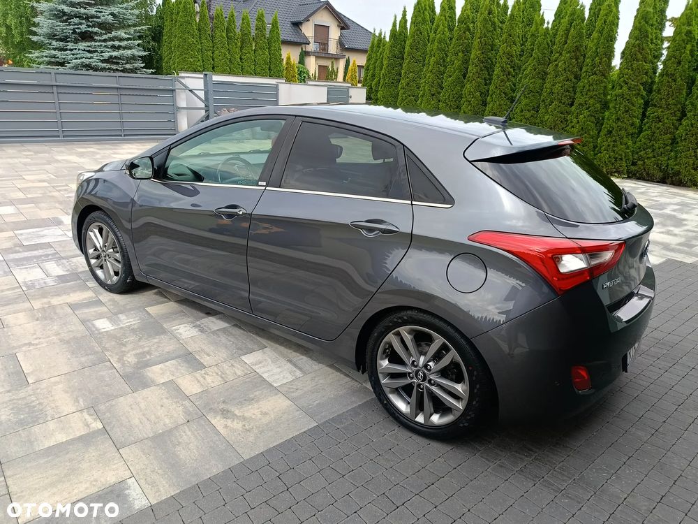 Hyundai i30 blue 1.6 GDI YES Gold - 9