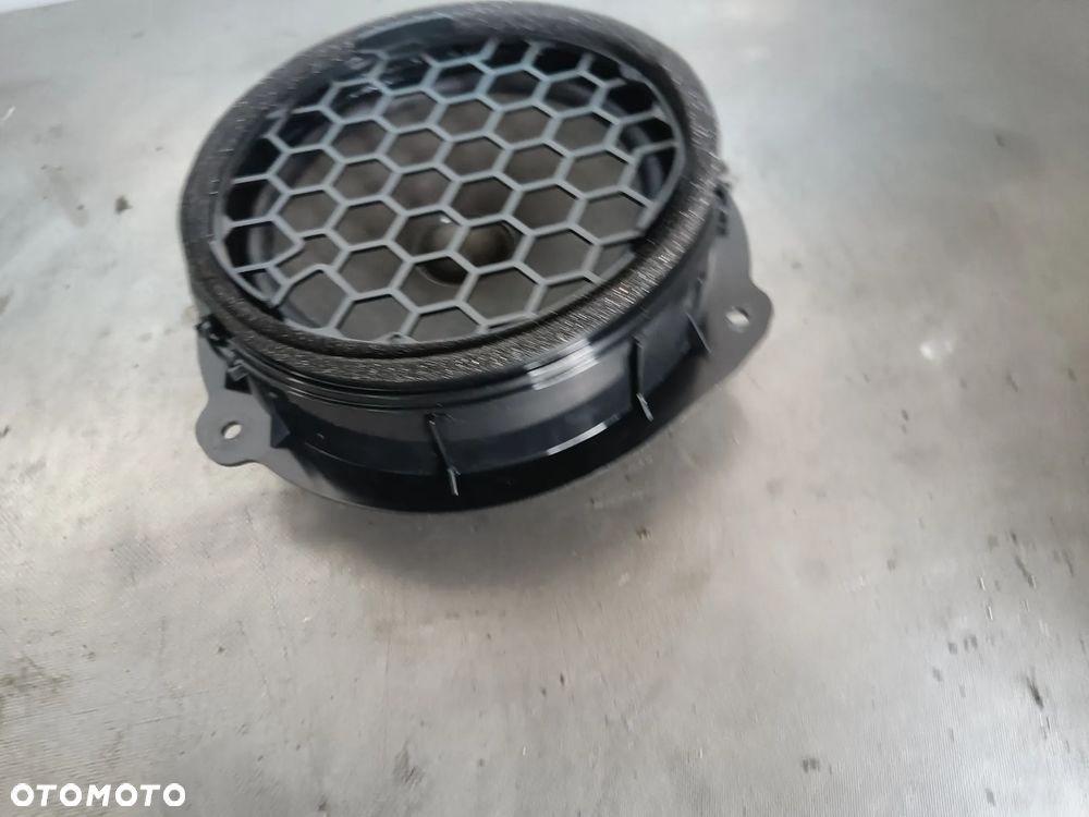 Głośnik drzwi tylnych Audi A3 8V tył 8V0035411 - 2