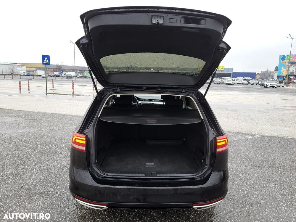 Volkswagen Passat Variant 2.0 TDI Comfortline - 18