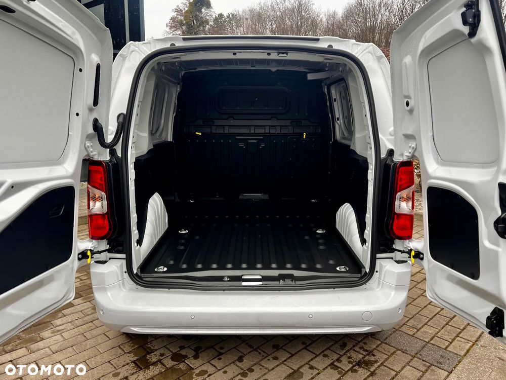Opel COMBO - 18