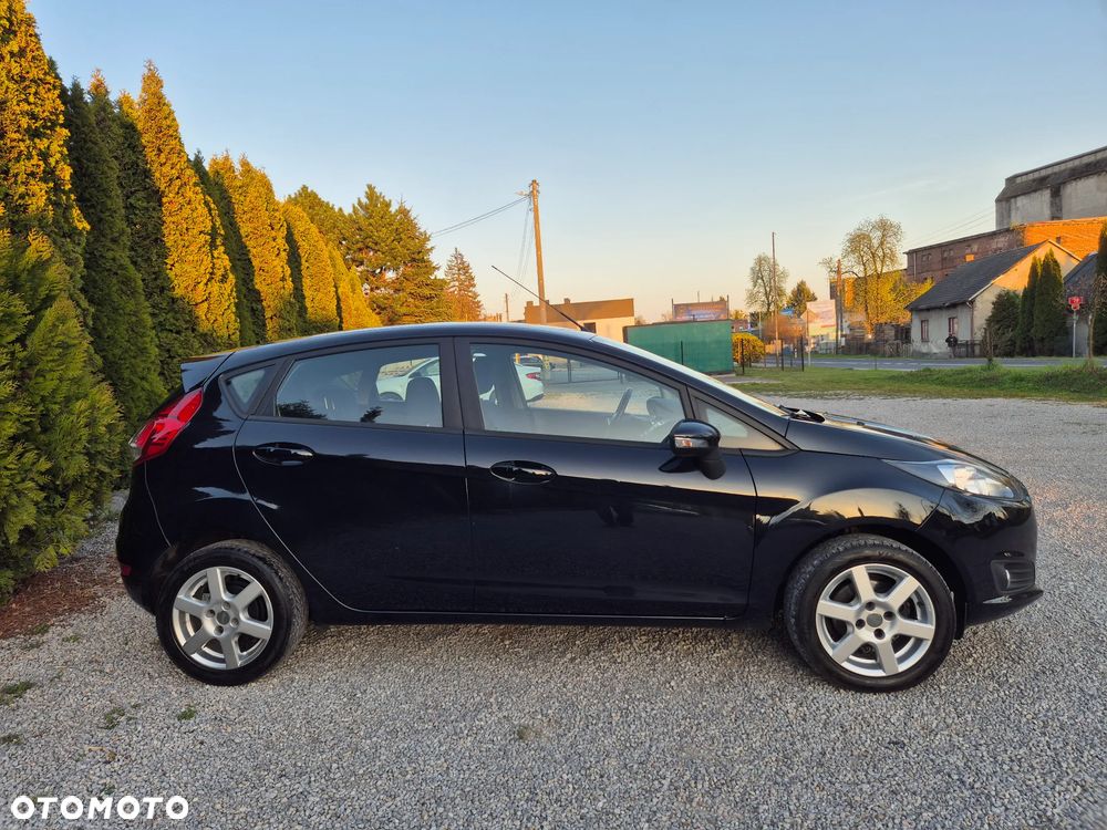 Ford Fiesta 1.25 Celebration - 18