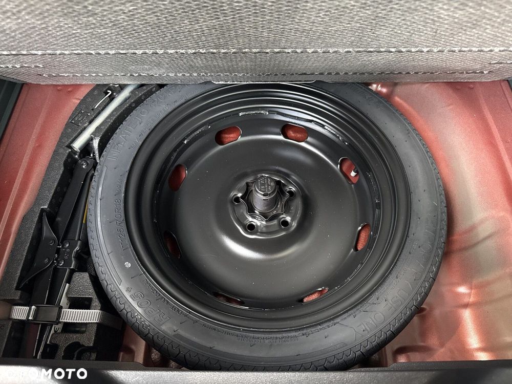 Volkswagen T-Roc 1.5 eTSI Style DSG - 22