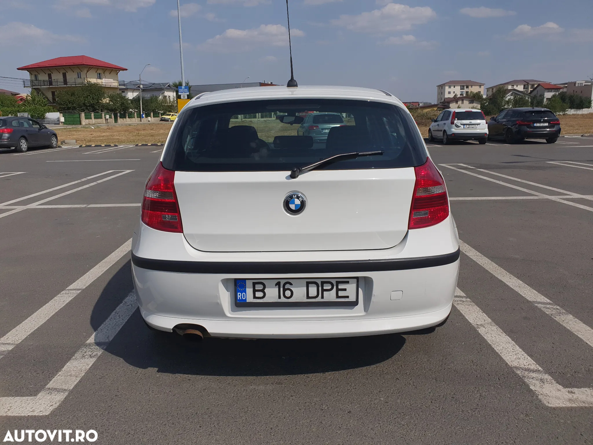 BMW Seria 1 118i - 5