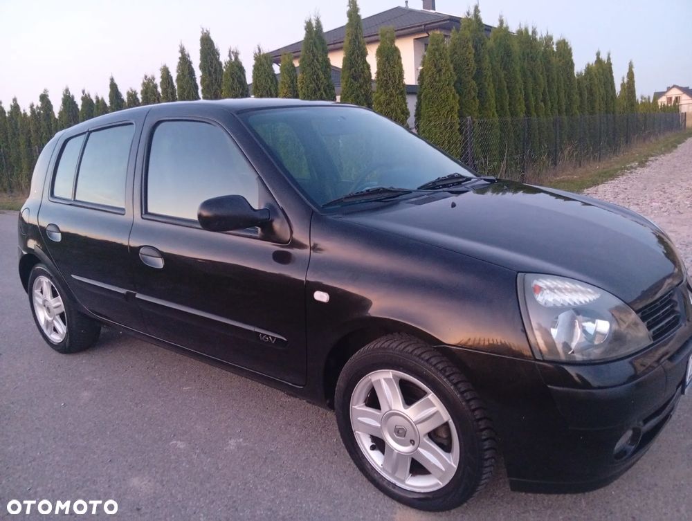 Renault Clio - 2