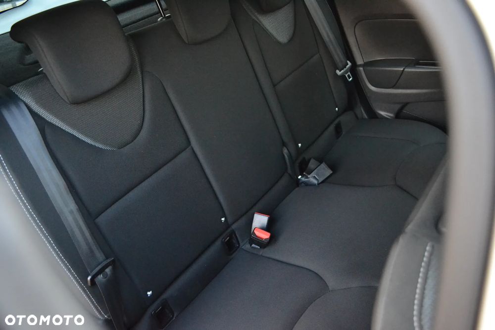 Renault Clio Cargo 1.2 16V 75 Extra - 25