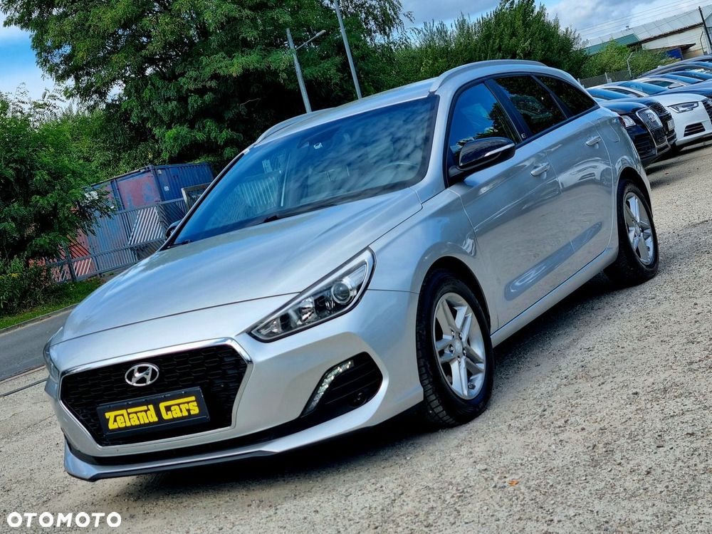 Hyundai i30 1.6 D GO - 1