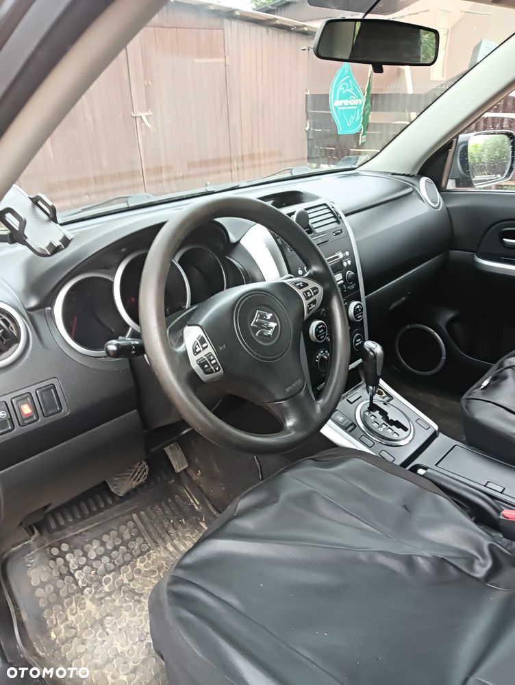 Suzuki Vitara - 6