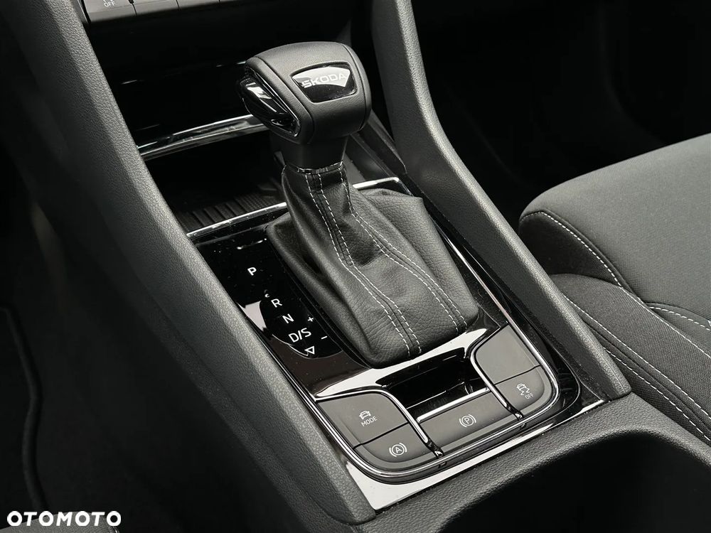 Skoda Karoq 1.5 TSI ACT Sportline DSG - 20