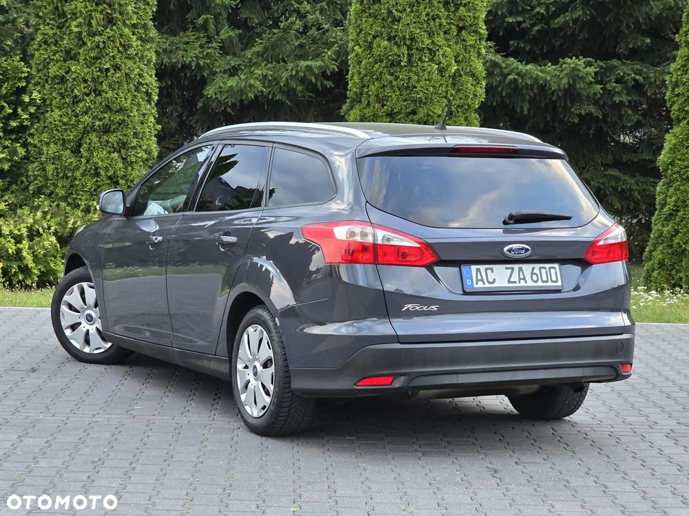 Ford Focus SW 1.6 Ti-VCT Trend - 12