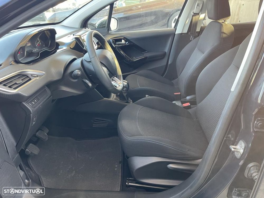 Peugeot 208 1.2 PureTech Style - 10