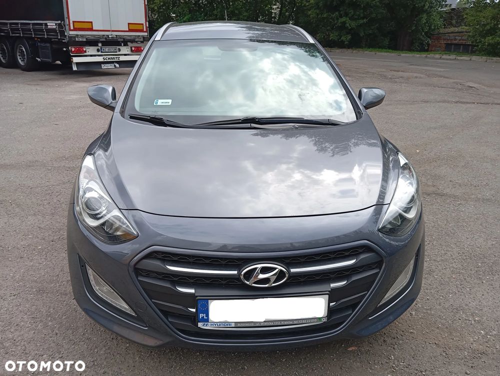 Hyundai i30 1.6 CRDi Classic + - 2