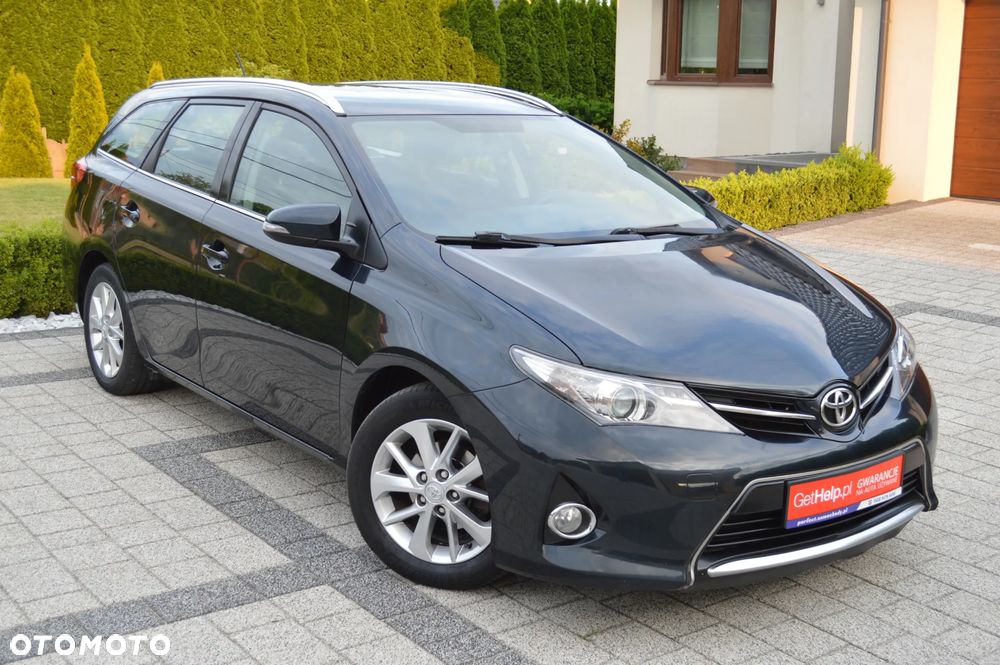 Toyota Auris 1.4 D-4D - 2
