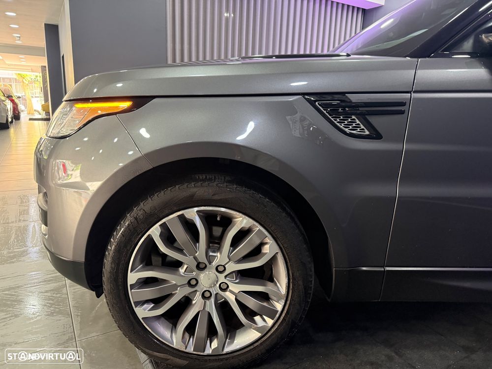 Land Rover Range Rover Sport TDV6 HSE Dynamic - 25