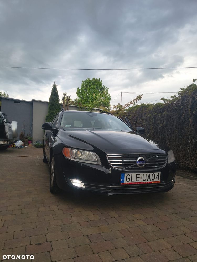 Volvo V70 D2 Summum - 29