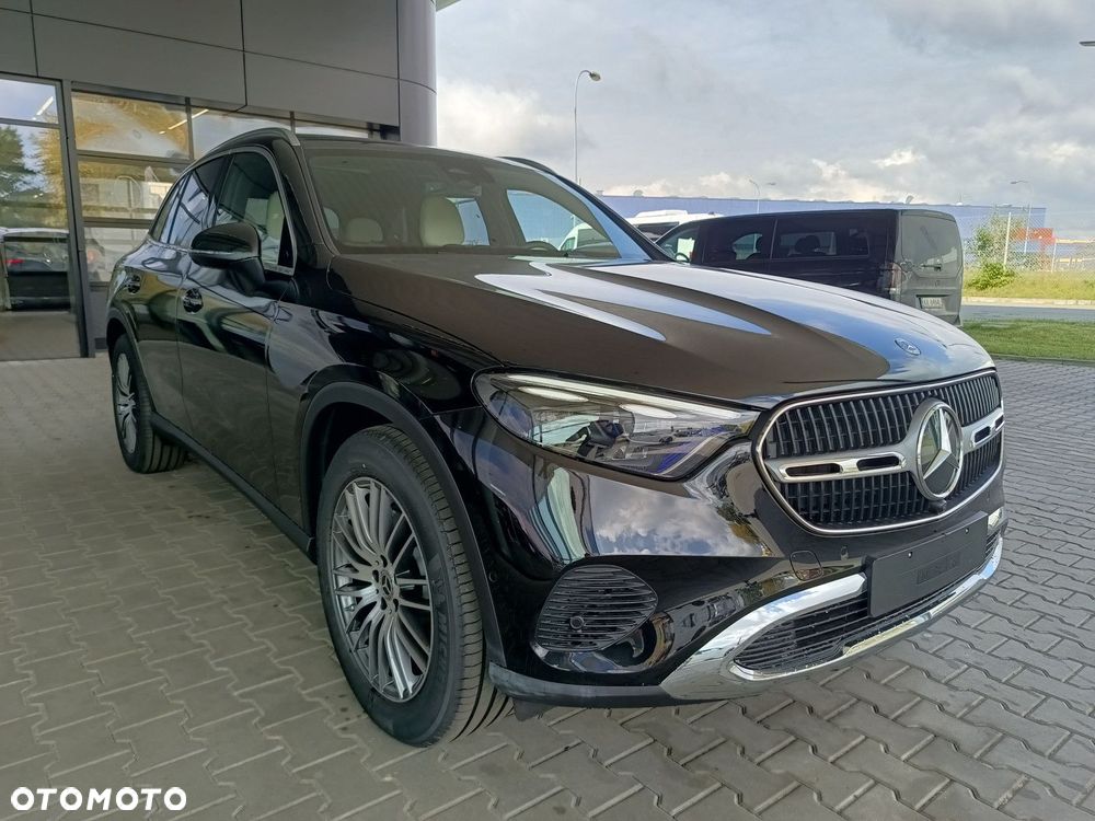 Mercedes-Benz GLC - 4