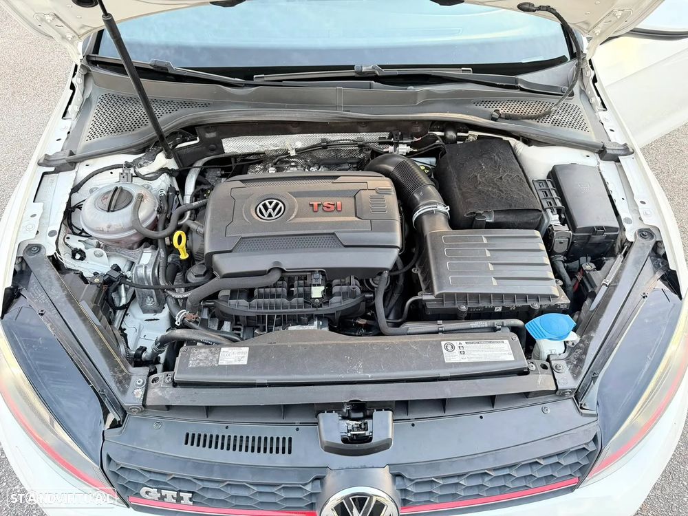 VW Golf GTI BlueMotion - 15