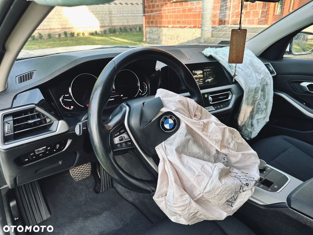 BMW Seria 3 318d - 5