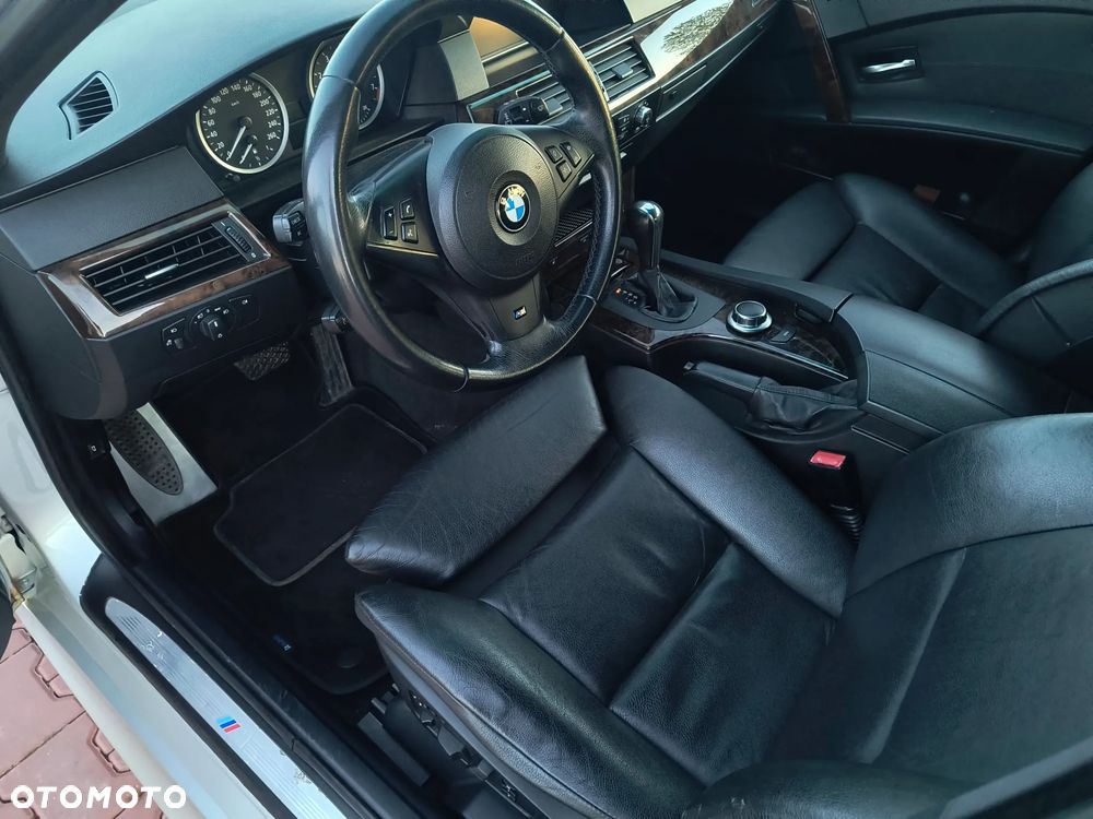 BMW Seria 5 - 16