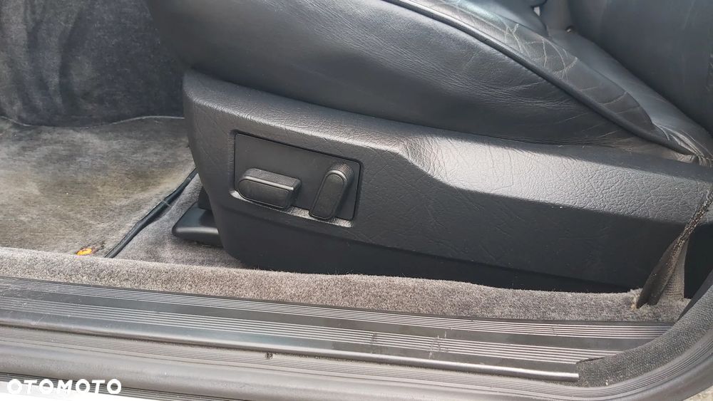 Audi V8 4.2 - 18