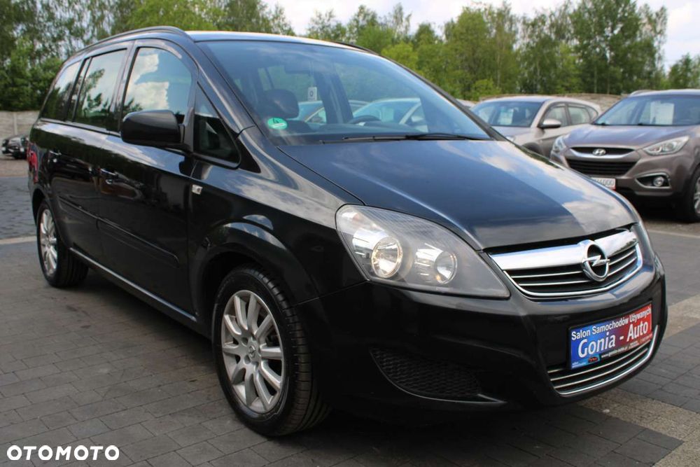 Opel Zafira - 11