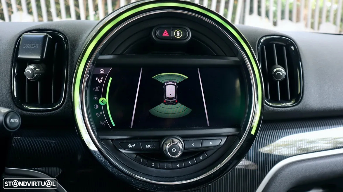 MINI Countryman Cooper SE ALL4 Auto - 23