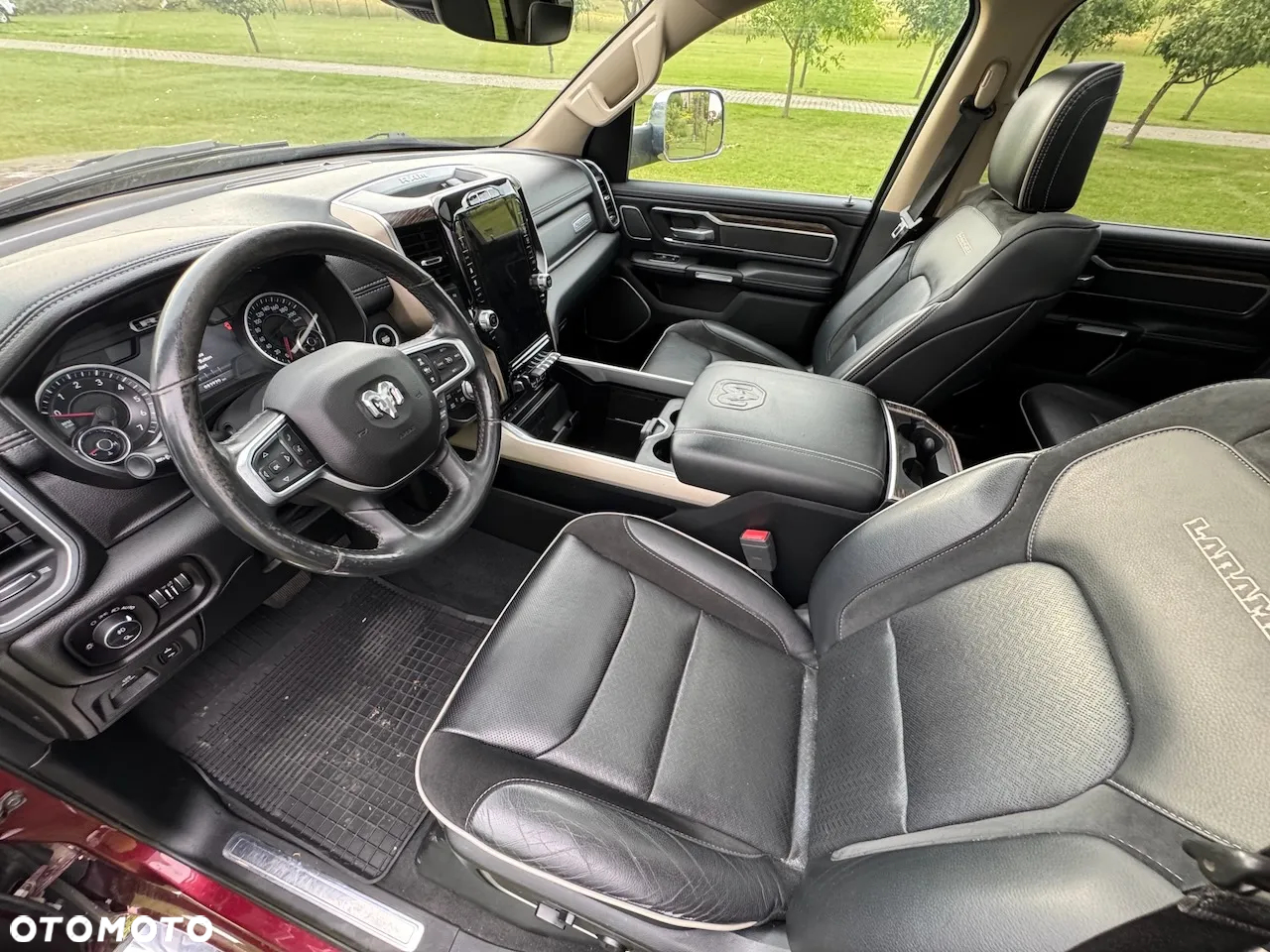 RAM 1500 Crew Cab Laramie - 22