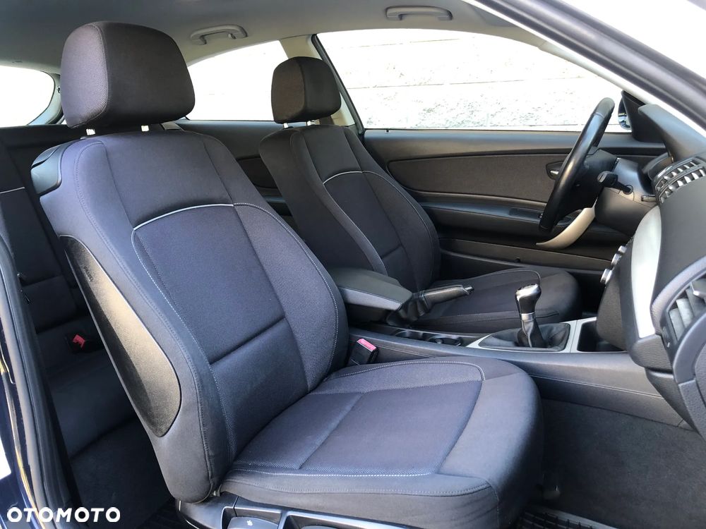 BMW Seria 1 - 25