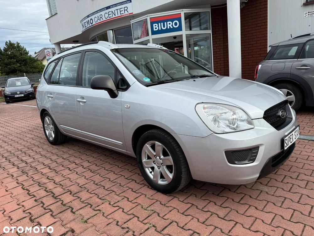 Kia Carens 2.0 CVVT EX - 10