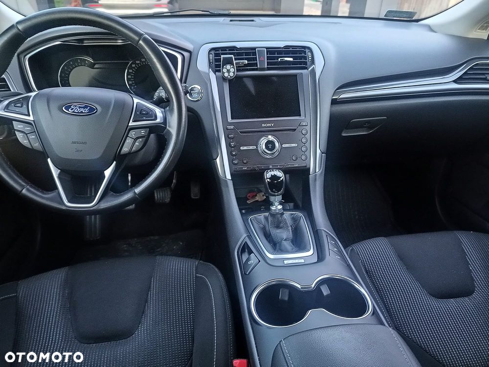 Ford Mondeo 2.0 EcoBlue Titanium - 12