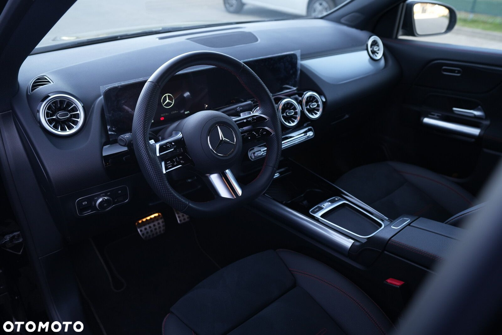 Mercedes-Benz GLA 200 AMG Line - 13