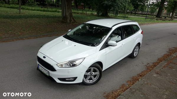 Ford Focus Turnier 1.5 TDCi ECOnetic 88g Start-Stopp-Sy Titanium